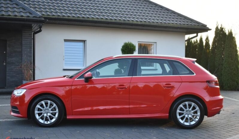 AUDI   A3     110 KM    Manualna    FWD (przód)    Czerwony full