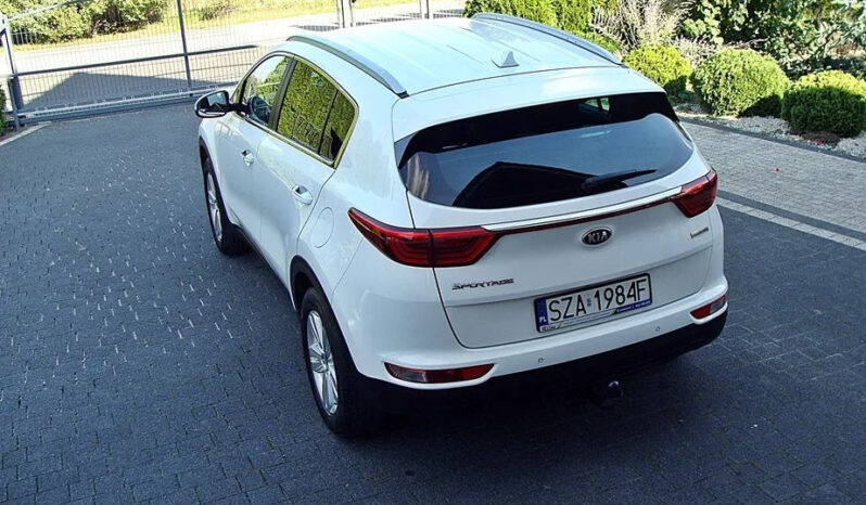 KIA   Sportage     132 KM    Manualna    FWD (przód)    Biały full