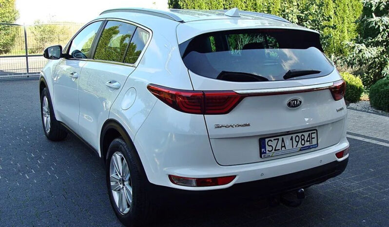 KIA   Sportage     132 KM    Manualna    FWD (przód)    Biały full