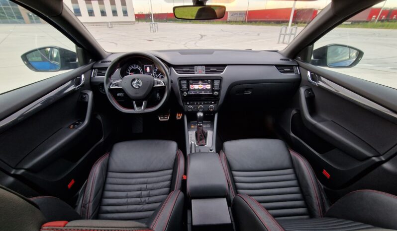 SKODA Octavia RS | 4×4 (doł. automatycznie) | Automatyczna | 184 KM | Niebieski full