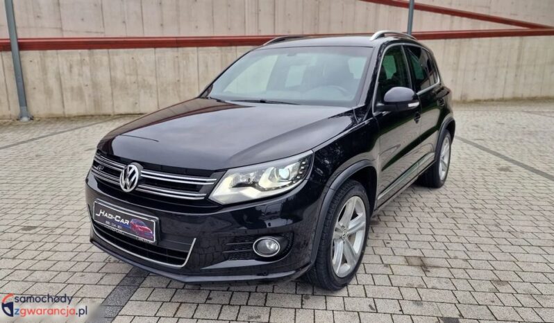 VOLKSWAGEN Tiguan  | 4×4 (doł. automatycznie) | Manualna | 150 KM | Czarny full