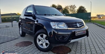 Suzuki Grand Vitara  | 4X4 (Stały) | Manualna | 106 Km | Czarny