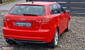 AUDI A3  | 4×4 (doł. automatycznie) | Manualna | 140 KM | Czerwony full