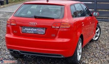 AUDI A3  | 4×4 (doł. automatycznie) | Manualna | 140 KM | Czerwony full