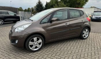 KIA Venga  | FWD (przód) | Manualna | 125 KM | Brązowy full