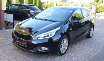 KIA Ceed  | 2015 | 128 KM | 1600cm3 | Czarny full