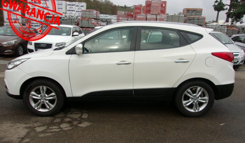 HYUNDAI ix35  | FWD (przód) | Manualna | 135 KM | bialy full