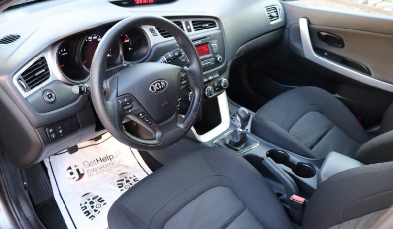 KIA Ceed  | 2015 | 99 KM | 1400cm3 | Brązowy full