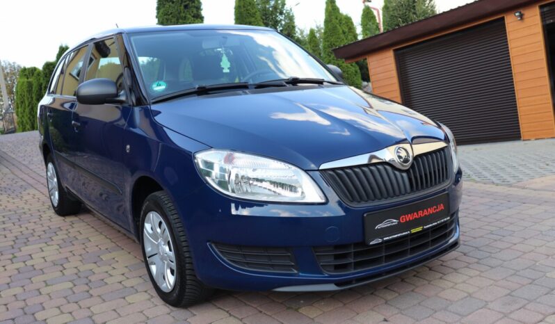 SKODA Fabia  | 2014 | 70 KM | 1200cm3 | Niebieski full