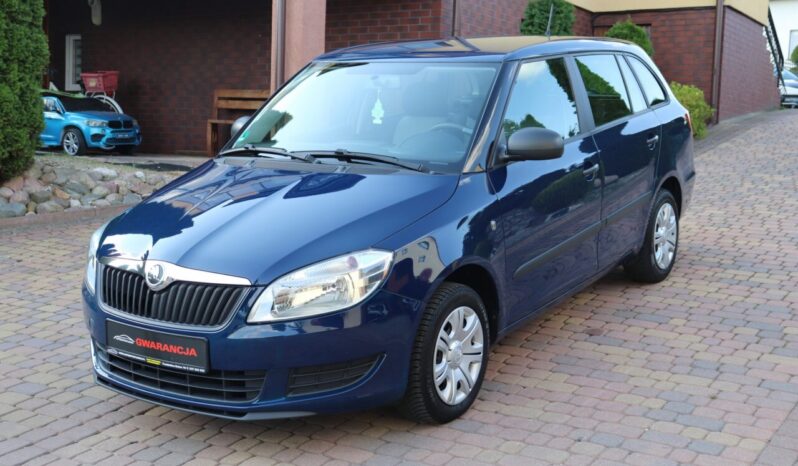 SKODA Fabia  | 2014 | 70 KM | 1200cm3 | Niebieski full