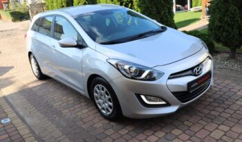 HYUNDAI I30  | 2013 | 90 KM | 1400cm3 | Srebrny full