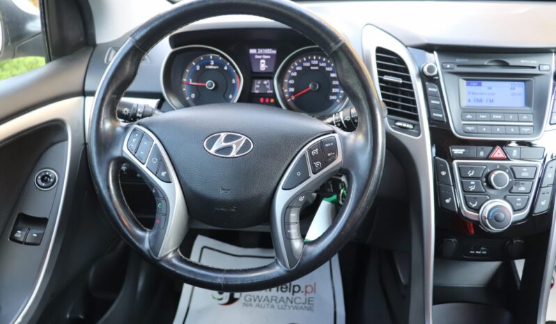 HYUNDAI I30  | 2013 | 90 KM | 1400cm3 | Srebrny full