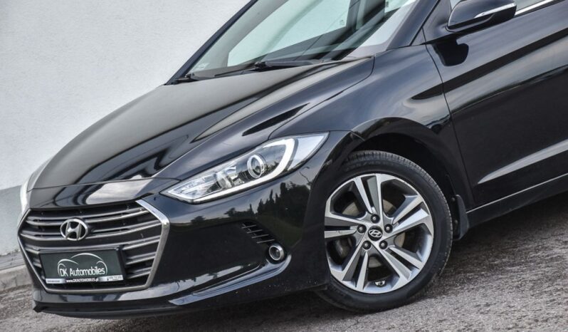 HYUNDAI Elantra | FWD (przód) | Manualna | 128 KM | Czarny full