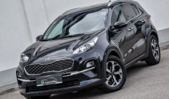 KIA Sportage  | 4×4 (doł. automatycznie) | Automatyczna | 136 KM | Czarny full