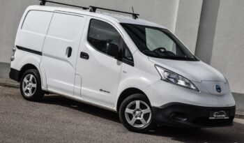 NISSAN NV200 |  | Automatyczna | 109 KM | Biały full