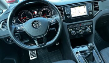 VOLKSWAGEN Golf Sportsvan  | FWD (przód) | Manualna | 115 KM | Niebieski full