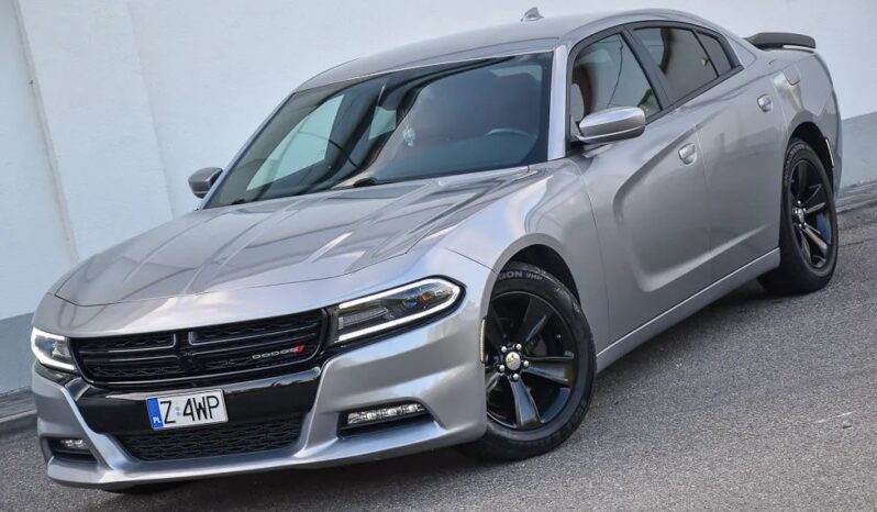 Dodge Charger | RWD (tył) | Automatyczna | 300 KM | Szary full