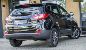 HYUNDAI ix35  | 4×4 (doł. automatycznie) | Automatyczna | 184 KM | Czarny full