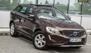 VOLVO XC 60 | FWD (przód) | Automatyczna | 181 KM | Brązowy full