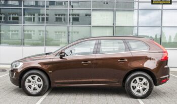 VOLVO XC 60 | FWD (przód) | Automatyczna | 181 KM | Brązowy full