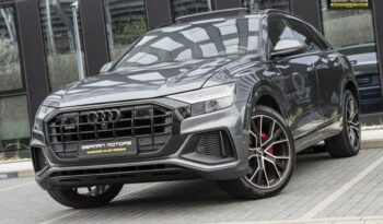 AUDI Q8  | 4×4 (stały) | Automatyczna | 340 KM | Szary full