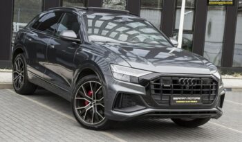 AUDI Q8  | 4×4 (stały) | Automatyczna | 340 KM | Szary full