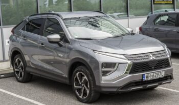 MITSUBISHI Eclipse Cross  | 4×4 (doł. automatycznie) | Automatyczna | 188 KM | Szary full