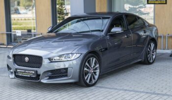 Jaguar XE | 4×4 (stały) | Automatyczna | 300 KM | Szary full