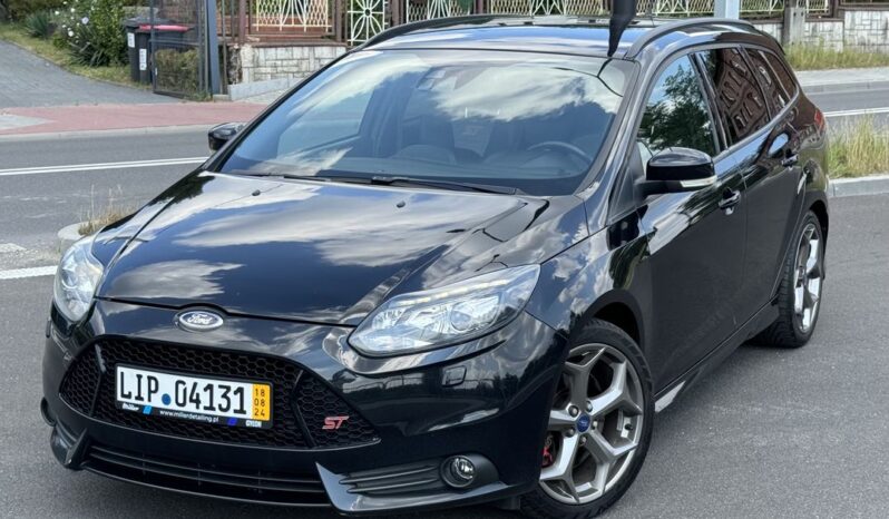 FORD Focus  | FWD (przód) | Manualna | 250 KM | Czarny full