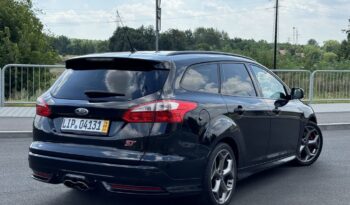 FORD Focus  | FWD (przód) | Manualna | 250 KM | Czarny full