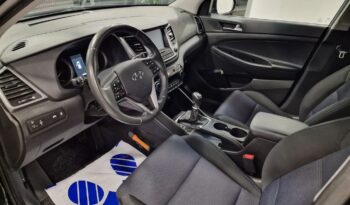 HYUNDAI Tucson  | FWD (przód) | Manualna | 132 KM | Czarny full