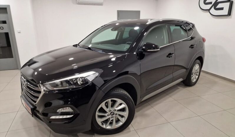 HYUNDAI Tucson  | FWD (przód) | Manualna | 132 KM | Czarny full