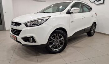 HYUNDAI ix35  | FWD (przód) | Manualna | 135 KM | Biały full