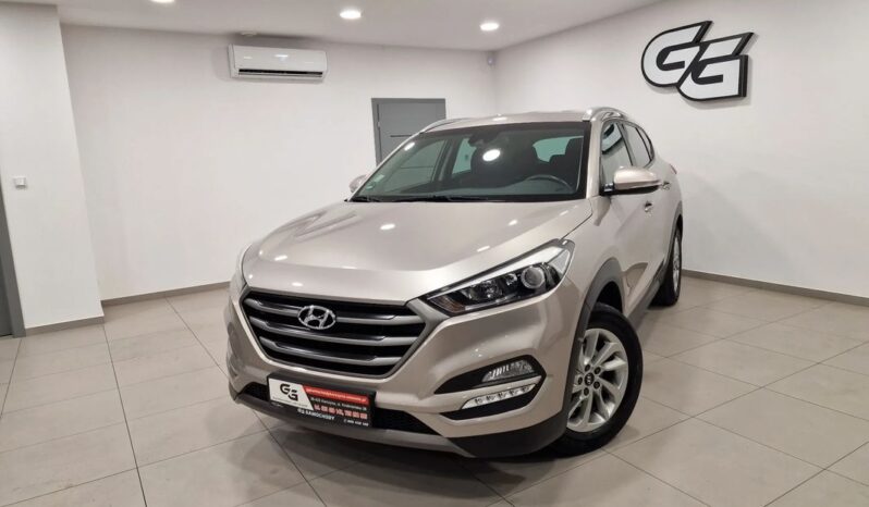 HYUNDAI Tucson  | 4×4 (doł. ręcznie) | Automatyczna | 177 KM | Beżowy full