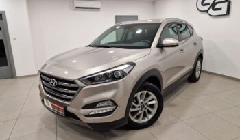 HYUNDAI Tucson  | 4×4 (doł. ręcznie) | Automatyczna | 177 KM | Beżowy full