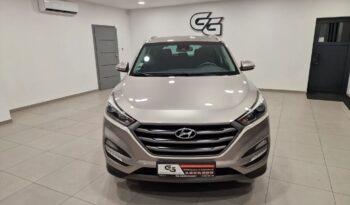 HYUNDAI Tucson  | 4×4 (doł. ręcznie) | Automatyczna | 177 KM | Beżowy full