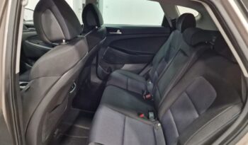 HYUNDAI Tucson  | 4×4 (doł. ręcznie) | Automatyczna | 177 KM | Beżowy full