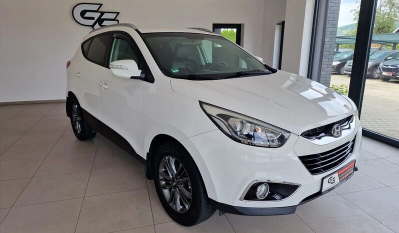 HYUNDAI ix35  | FWD (przód) | Manualna | 135 KM | Biały full