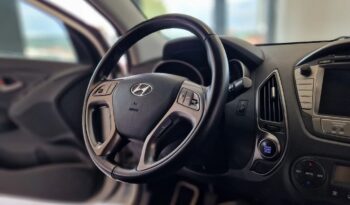 HYUNDAI ix35  | FWD (przód) | Manualna | 135 KM | Biały full