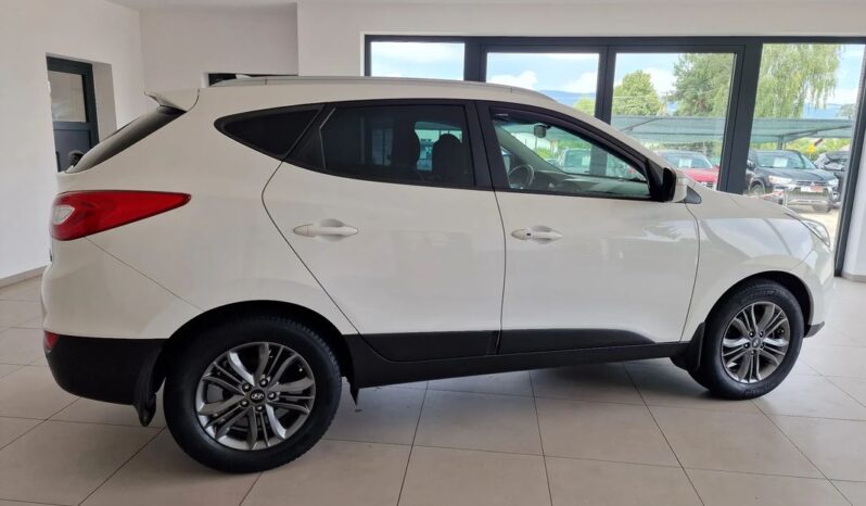 HYUNDAI ix35  | FWD (przód) | Manualna | 135 KM | Biały full