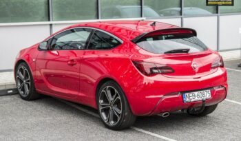 OPEL Astra | FWD (przód) | Manualna | 180 KM | Czerwony full