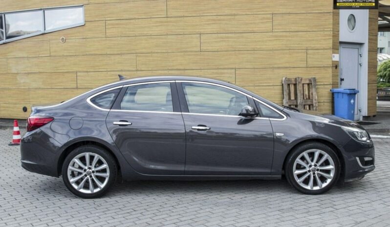 OPEL Astra | FWD (przód) | Manualna | 140 KM | Szary full