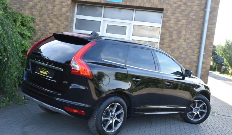 VOLVO XC 60 | FWD (przód) | Automatyczna | 150 KM | Czarny full