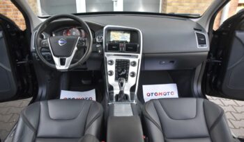 VOLVO XC 60 | FWD (przód) | Automatyczna | 150 KM | Czarny full