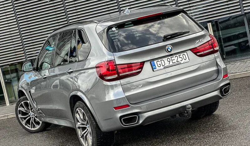 BMW X5  | 4×4 (doł. automatycznie) | Automatyczna | 231 KM | Szary full