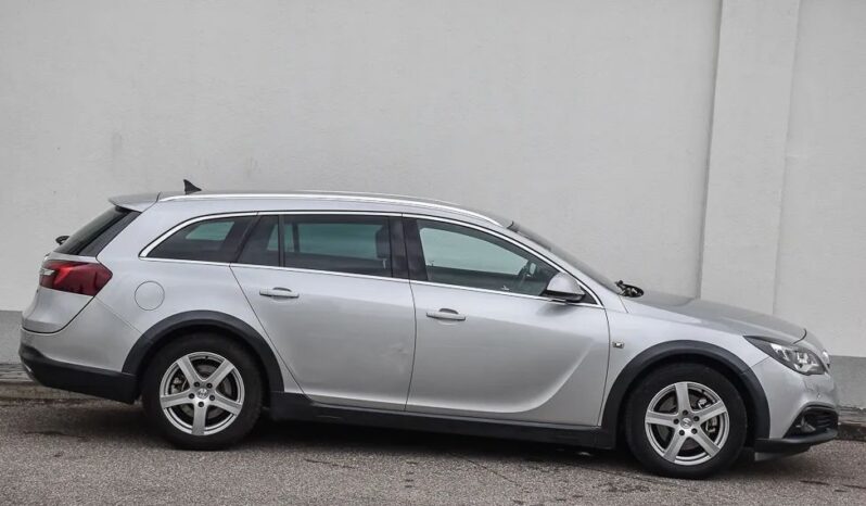 OPEL Insignia  | 4×4 (stały) | Automatyczna | 163 KM | Srebrny full