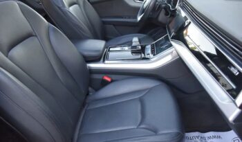 AUDI Q8  | 4×4 (stały) | Automatyczna | 286 KM | orange full