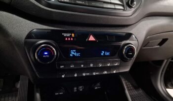 HYUNDAI Tucson  | FWD (przód) | Manualna | 132 KM | Czarny full