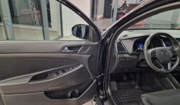 HYUNDAI Tucson  | FWD (przód) | Manualna | 132 KM | Czarny full