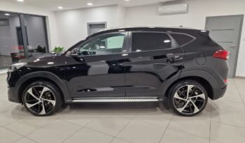 HYUNDAI Tucson  | FWD (przód) | Manualna | 132 KM | Czarny full